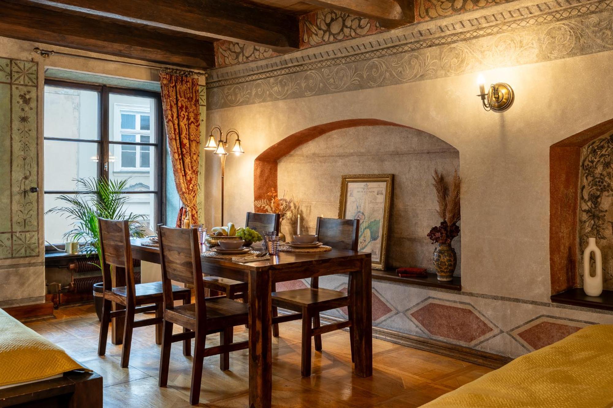 500 Year House - Krakow Old Town - Historic Apartments By Staymoovers — Zdjęcia 2